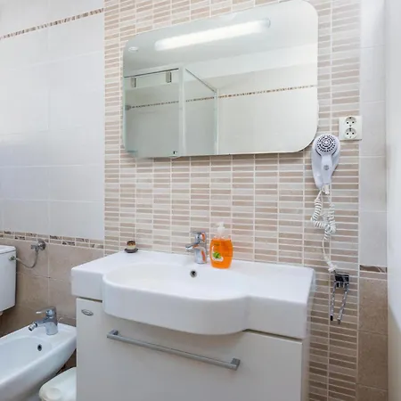 Apartment In With Sauna *